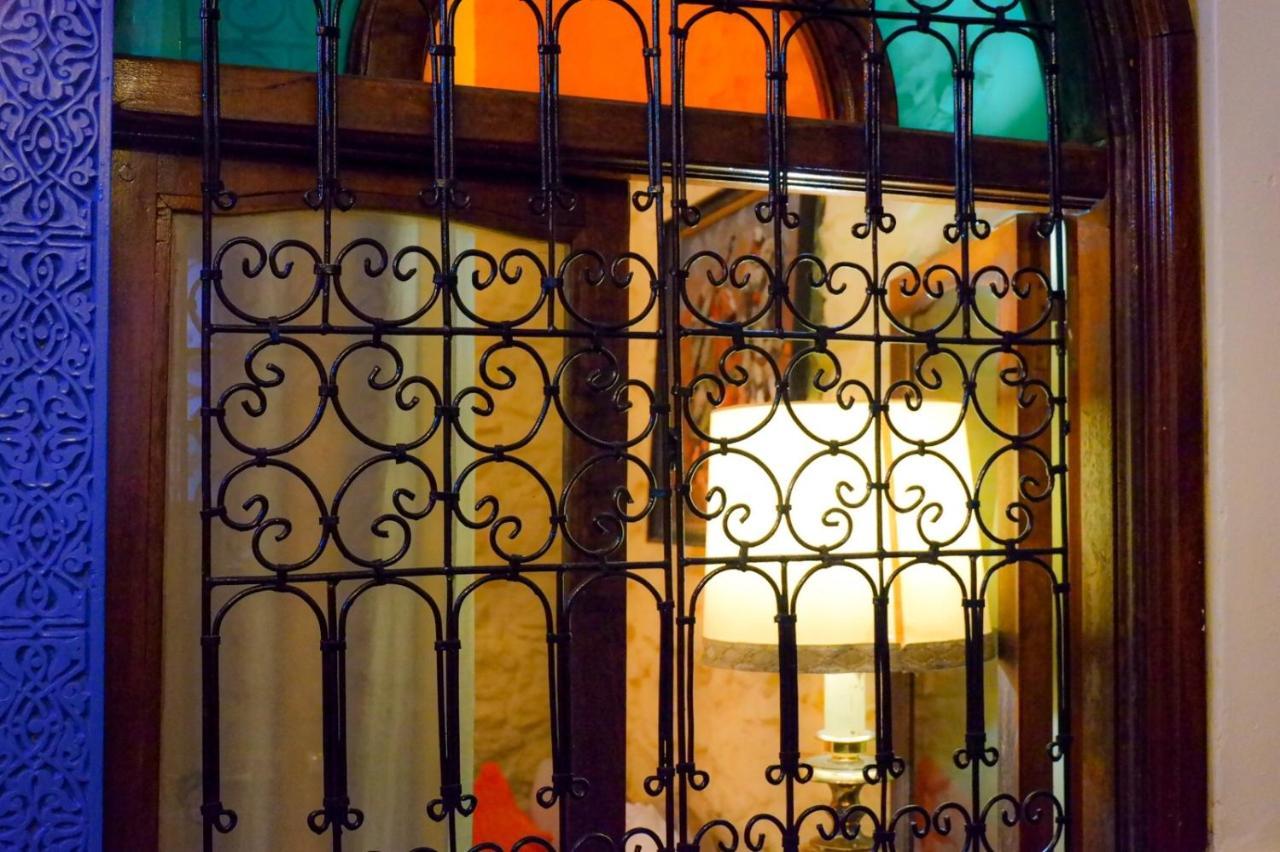 Dar L'Alhambra Hotell Tanger Exteriör bild